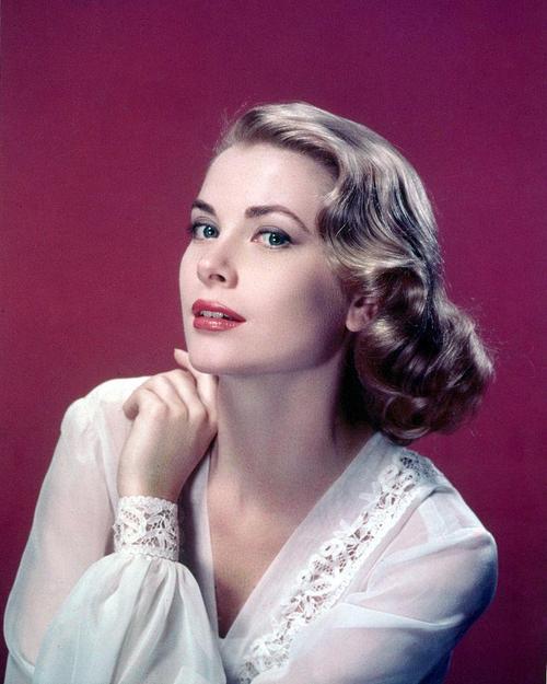 Image Source: Grace Kelly (1955), (Silver Screen Collection/Hulton Archive/Getty Images)
