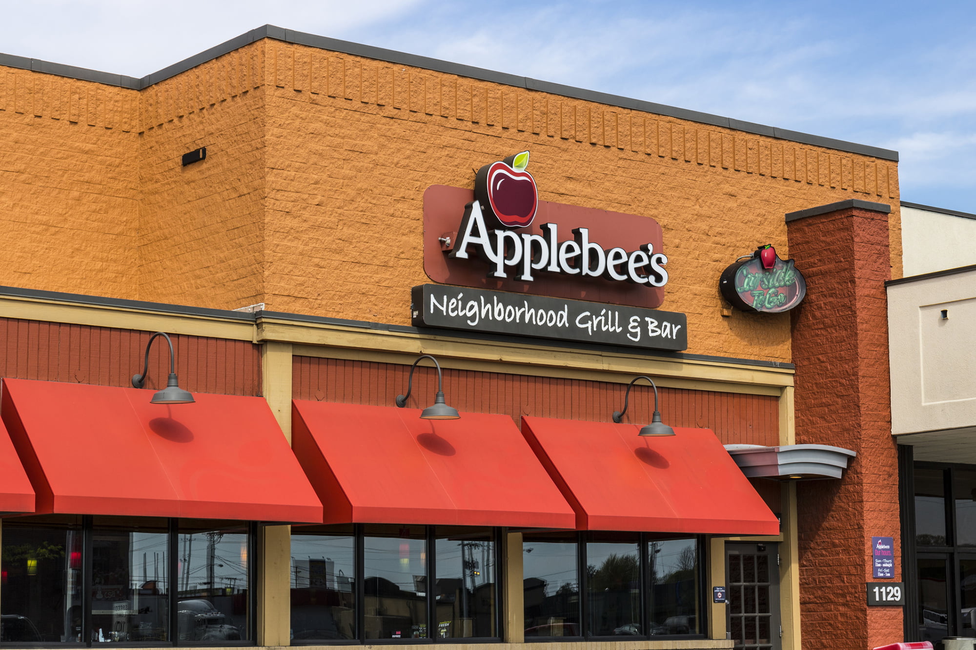 The incident occurred at an Applebee's in New York.
